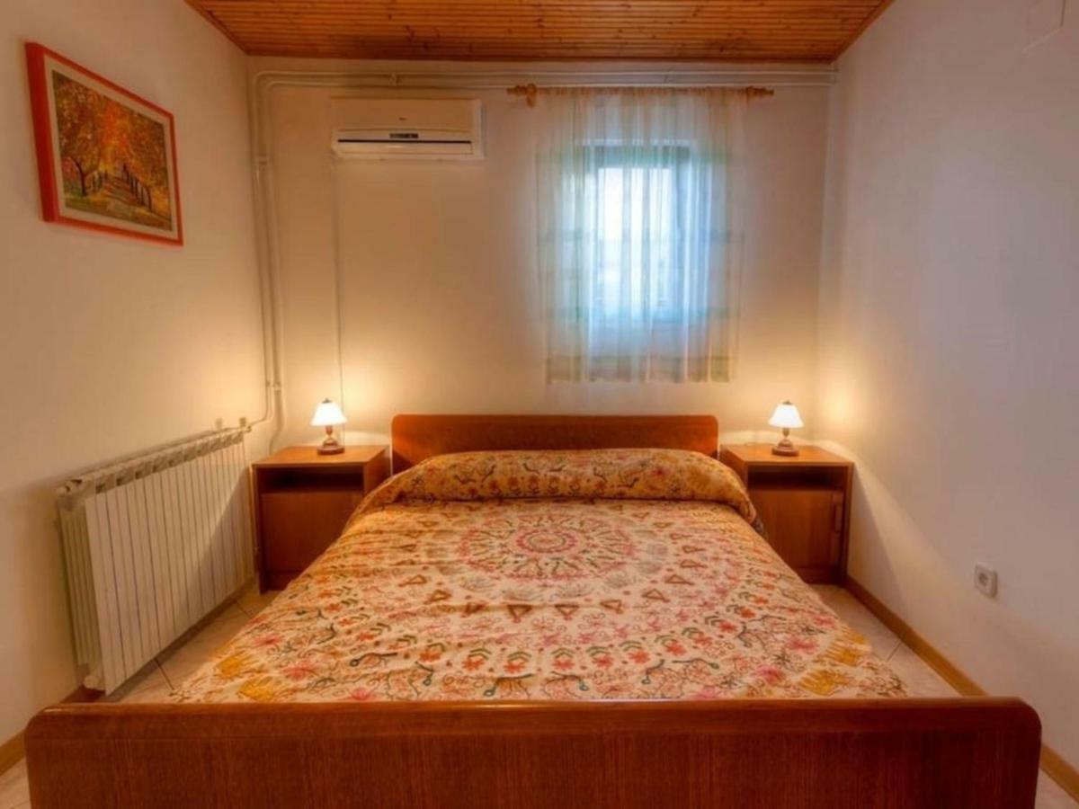 Apartments Grozdanic Fazana Luaran gambar