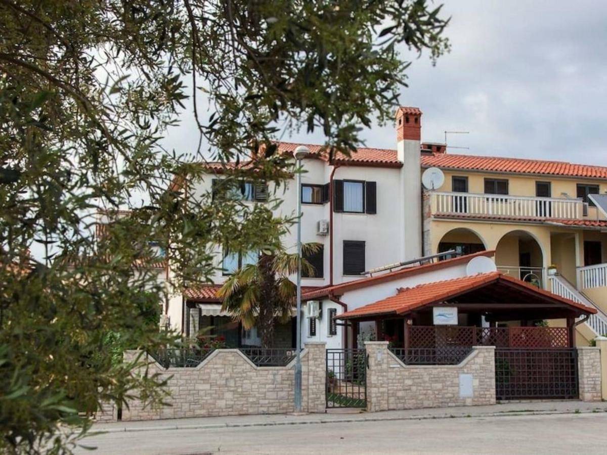 Apartments Grozdanic Fazana Luaran gambar